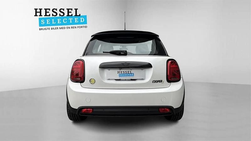 Brugt Mini Cooper 135 kW (184 HK) 2023 Nanuq hvid Hatchback