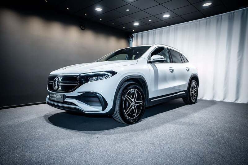 Farve: hvidmetal Brugt 2024 Mercedes EQA350 AMG SUV | 349.900 kr. (Super pris) - Billede 1/4