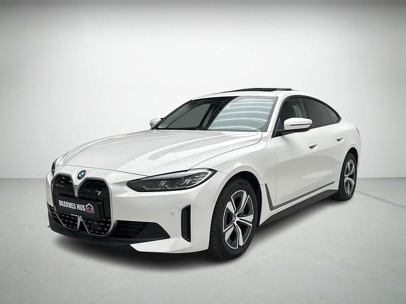 Hvid Brugt 2021 BMW i4 Sedan | 314.900 kr. (Fair pris) - Billede 1/4