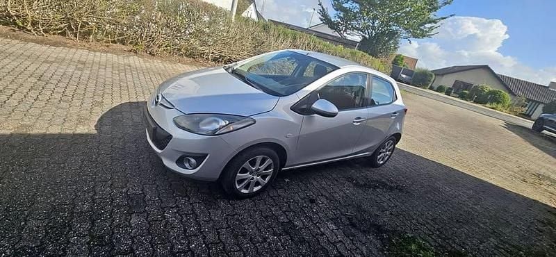 Sort Brugt 2011 Mazda 2 Hatchback | 25.000 kr. - Billede 1/4