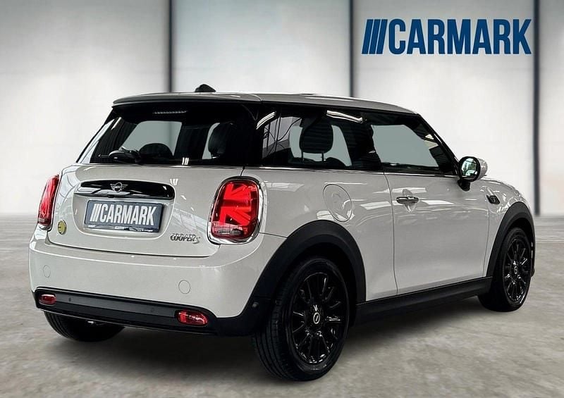 Brugt Mini Cooper SE Classic 135 kW (184 HK) 2023 Hvidmetal Hatchback