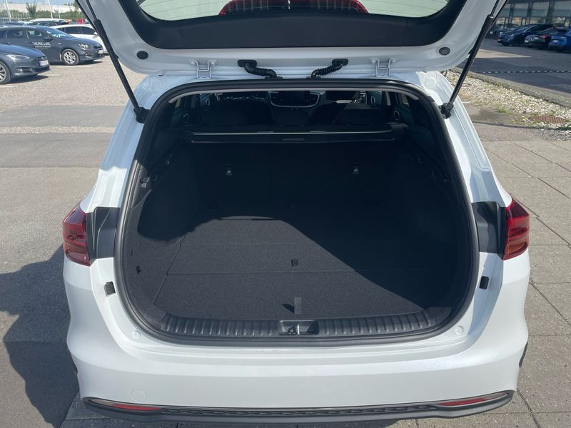 Brugt Kia Ceed Sportswagon 100 HK (73 kW) 2023 Deluxe white Stationcar