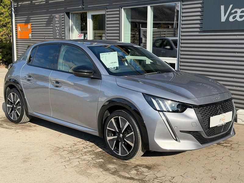 Sølvmetal Brugt 2020 Peugeot e-208 GT Hatchback | 119.900 kr. (Fair pris) - Billede 1/4