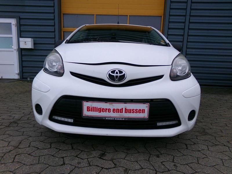 Brugt 2012 Toyota Aygo T1 Hatchback | 12.499 kr. (God pris) - Billede 1/4