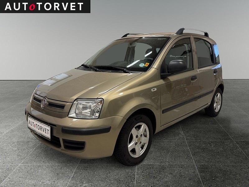 Champagnemetal Brugt 2011 Fiat Panda Hatchback | 24.700 kr. (God pris) - Billede 1/4