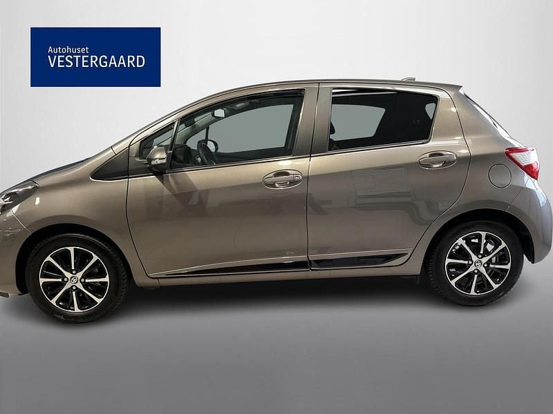 Brugt Toyota Yaris Limited 72 HK (52 kW) 2020 Grå Hatchback