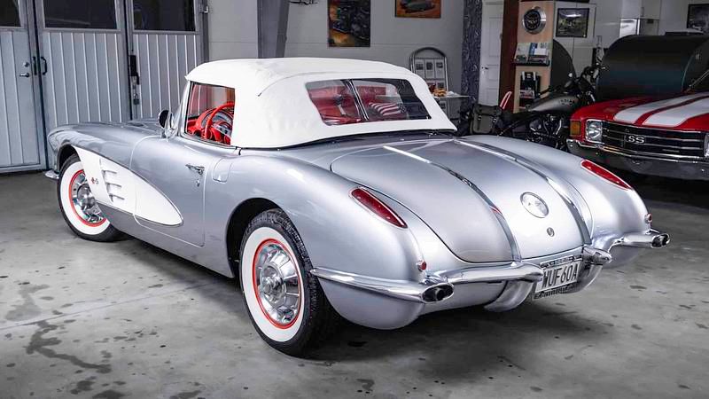 Brugt Chevrolet Corvette 400 HK (294 kW) 1958 Sølv Cabriolet