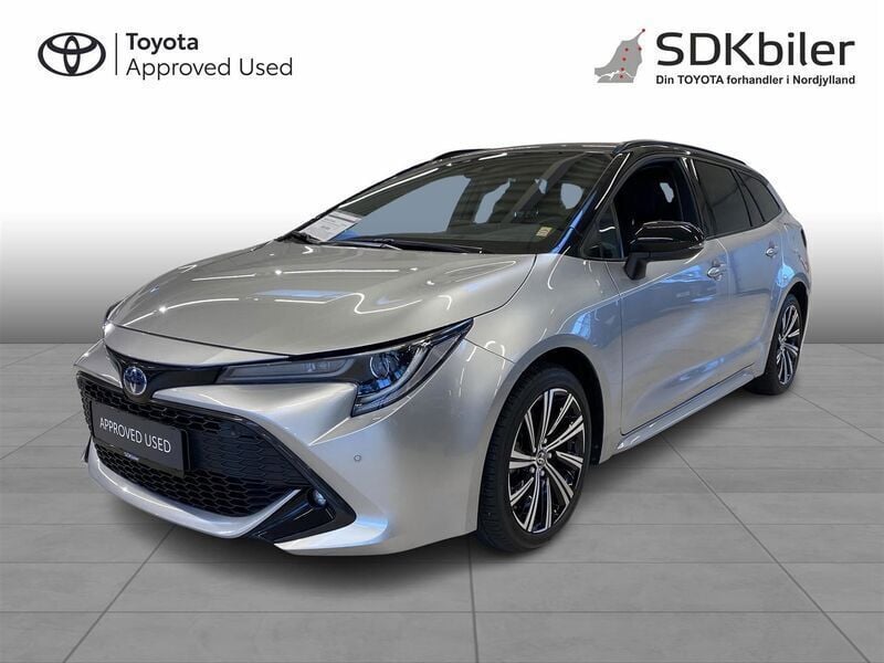 Shimmering silver/black Brugt 2022 Toyota Corolla Active Stationcar | 269.000 kr. (Lidt for dyr) - Billede 1/4