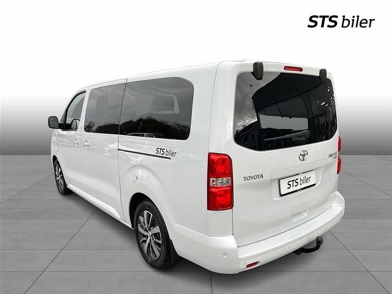 Brugt Toyota Proace Verso 177 HK (130 kW) 2023 Icy white Stationcar