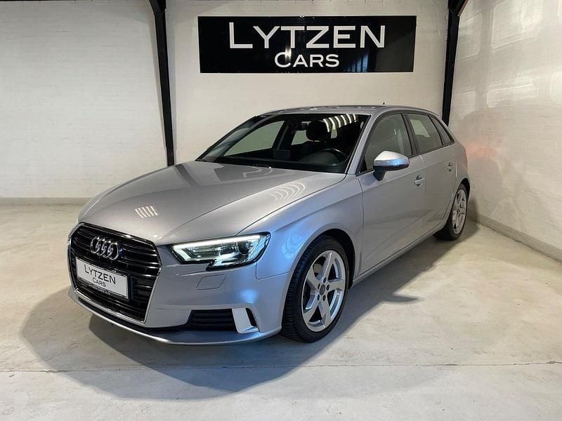 Sølvmetal Brugt 2018 Audi A3 Sportback Sport Hatchback | 199.800 kr. (Fair pris) - Billede 1/4