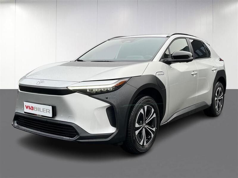 Platinum silver Brugt 2024 Toyota bZ4X Active SUV | 269.900 kr. (Fair pris) - Billede 1/2