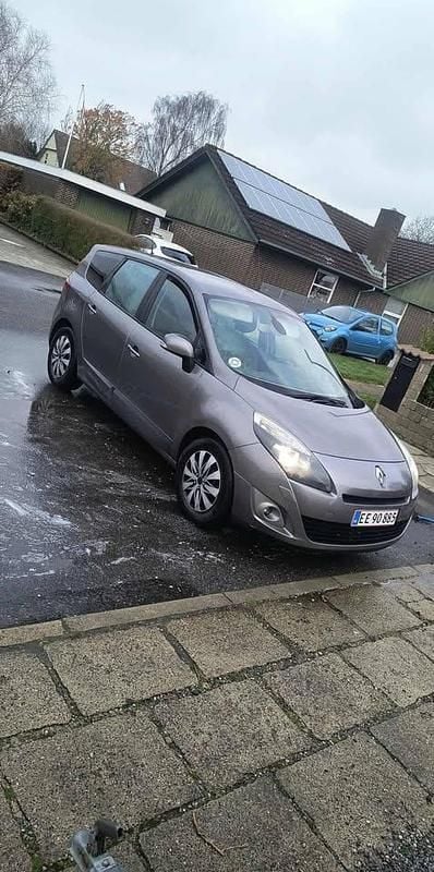 Brugt 2011 Renault Grand Scénic MPV | 37.500 kr. - Billede 1/4