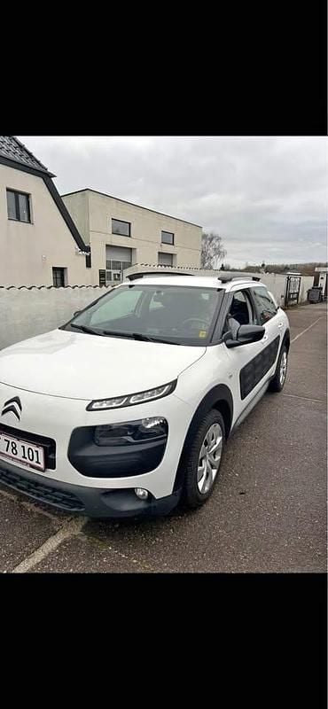 Hvid Brugt 2015 Citroën C4 Cactus Hatchback | 40.000 kr. (God pris) - Billede 1/4