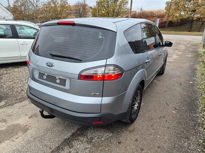 Brugt Ford S-MAX Trend 140 HK (102 kW) 2010 MPV