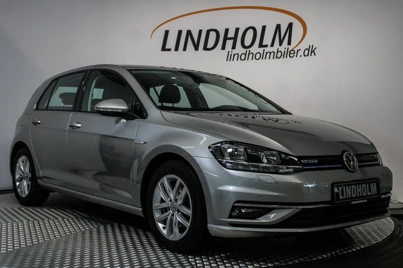 Sølvmetal Brugt 2018 VW Golf VII Comfortline Hatchback | 164.900 kr. (Fair pris) - Billede 1/4