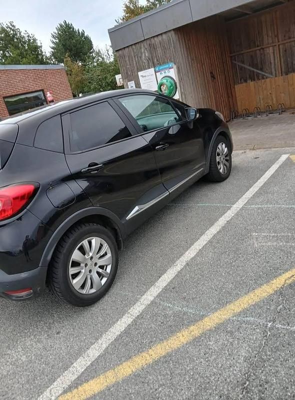 Brugt Renault Captur 90 HK (66 kW) 2014 Sort SUV