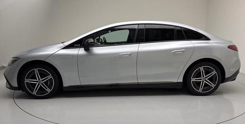 Sølvmetal Brugt 2022 Mercedes EQE350 AMG line Sedan | 428.900 kr. (Super pris) - Billede 1/4