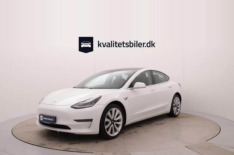 Pearl white multicoat Brugt 2020 Tesla Model 3 Long Range AWD Sedan | 174.900 kr. (Fair pris) - Billede 1/4