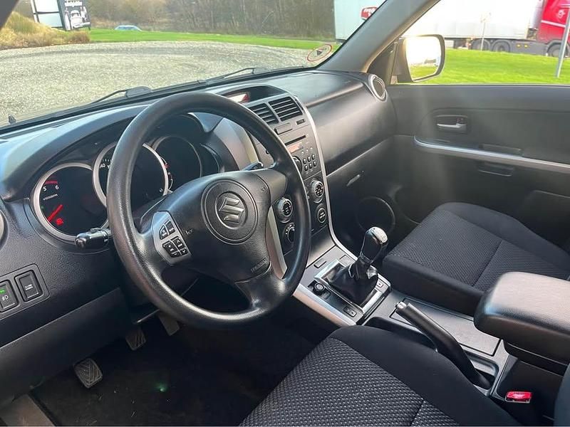 Brugt Suzuki Grand Vitara 129 HK (94 kW) 2006 SUV