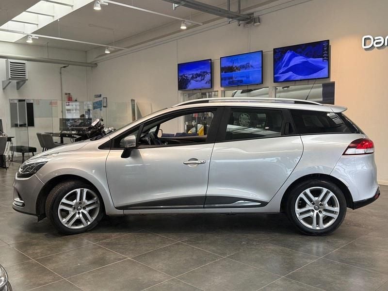 Brugt Renault Clio GrandTour Zen 90 HK (66 kW) 2018 Sølvmetal Stationcar