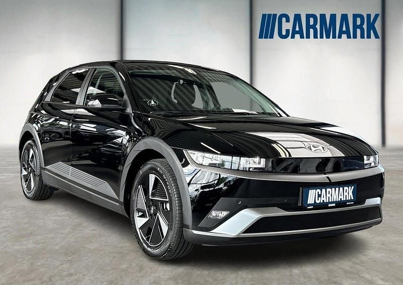 Sortmetal Ny 2025 Hyundai Ioniq 6 Essential Sedan | 289.900 kr. (God pris) - Billede 1/4