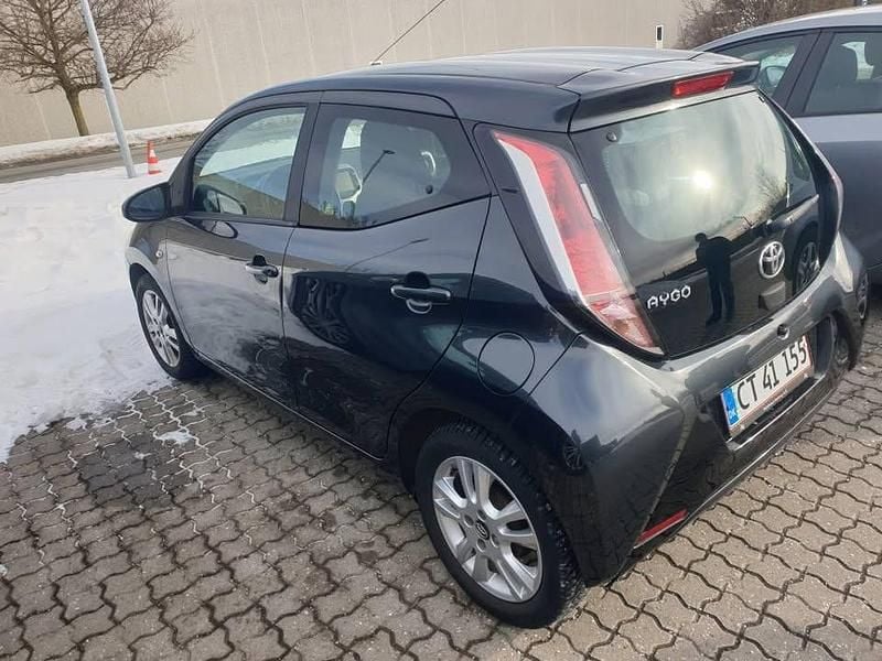 Brugt Toyota Aygo 69 HK (50 kW) 2017 Grå Hatchback