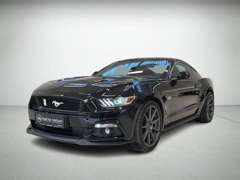 Sortmetal Brugt 2016 Ford Mustang GT Fastback Coupe | 419.900 kr. - Billede 1/4