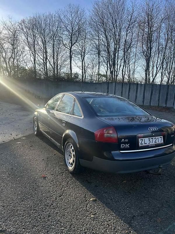 Brugt Audi A6 Comfort 165 HK (121 kW) 2001 Sedan