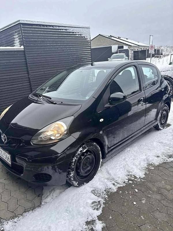 Brugt 2009 Toyota Aygo Hatchback | 24.000 kr. (Fair pris) - Billede 1/4