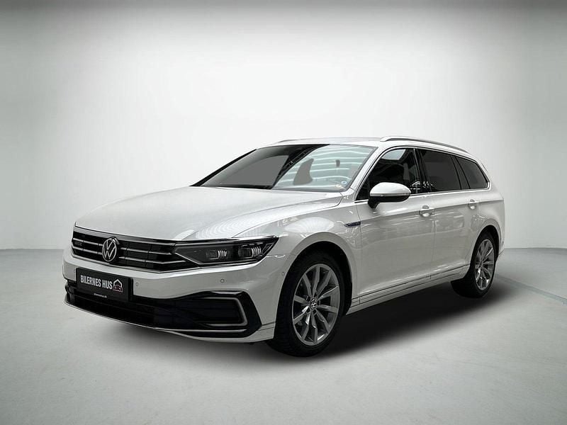 Hvidmetal Brugt 2020 VW Passat GTE Stationcar | 224.980 kr. (Fair pris) - Billede 1/4