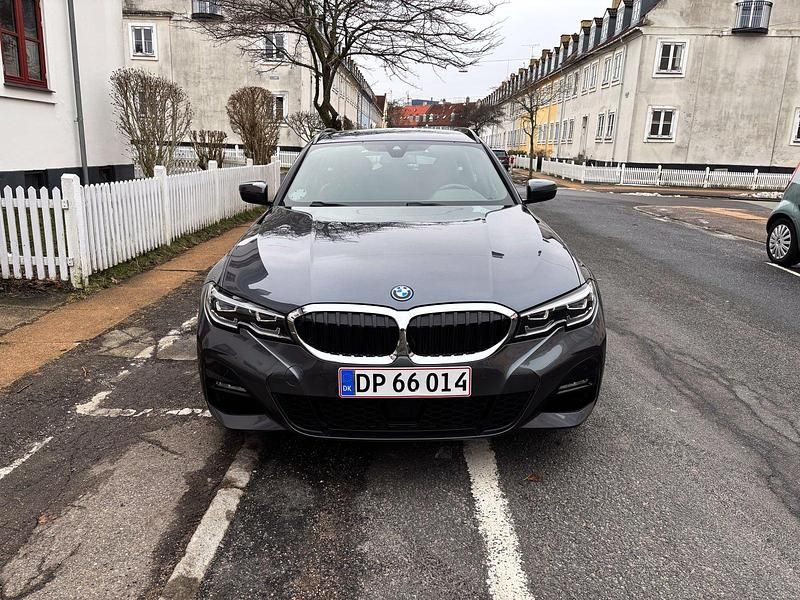 Brugt BMW 330e M Sport 292 HK (214 kW) 2021 Mørkgrå Stationcar
