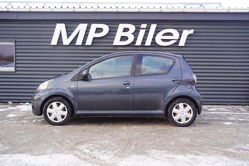Brugt Toyota Aygo 68 HK (50 kW) 2012 Hatchback