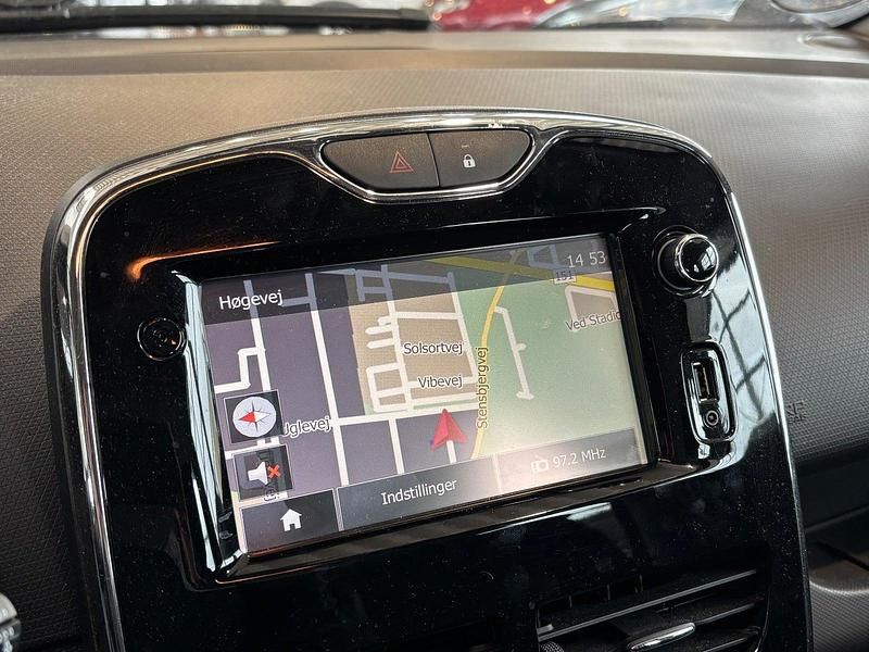 Brugt Renault Clio IV Expression 90 HK (66 kW) 2015 Hatchback