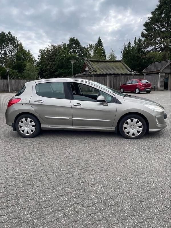 Brugt Peugeot 308 90 HK (66 kW) 2010 Sedan