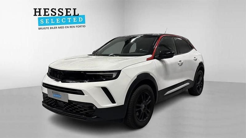 Hvid m. sort tag Brugt 2022 Opel Mokka-e GS Line SUV | 129.900 kr. (Fair pris) - Billede 1/4