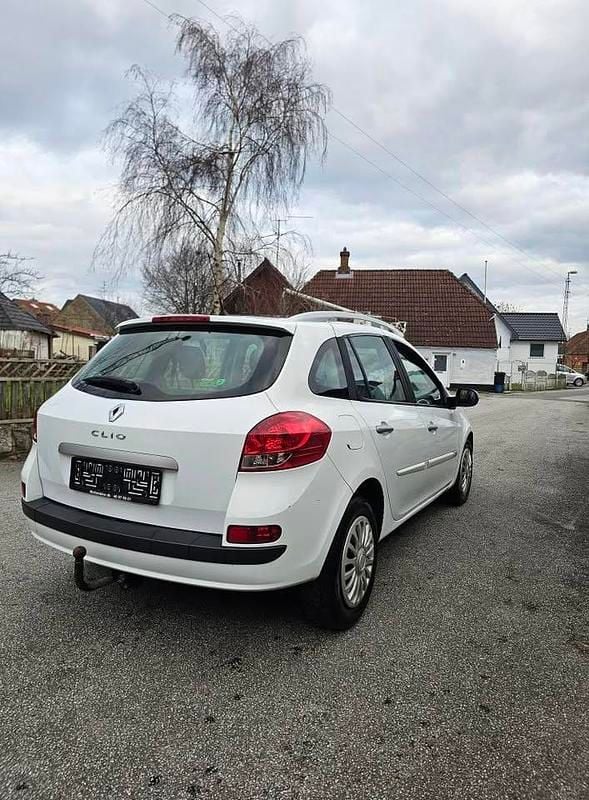 Brugt Renault Clio GrandTour 75 HK (55 kW) 2012 Stationcar