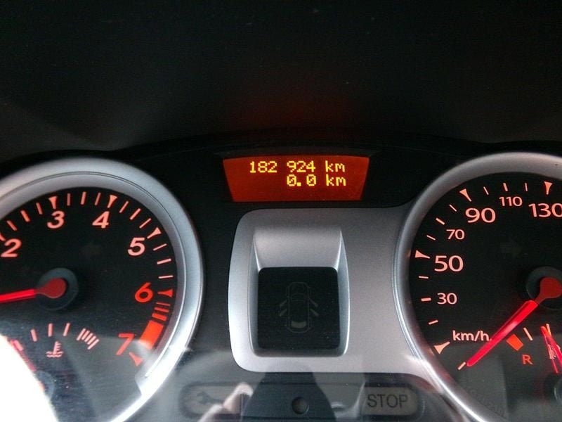 Brugt Renault Clio III Expression 100 HK (73 kW) 2010 Hatchback