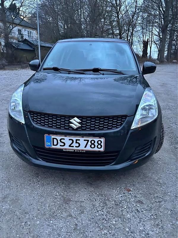 Brugt 2012 Suzuki Swift Hatchback | 37.000 kr. (God pris) - Billede 1/4