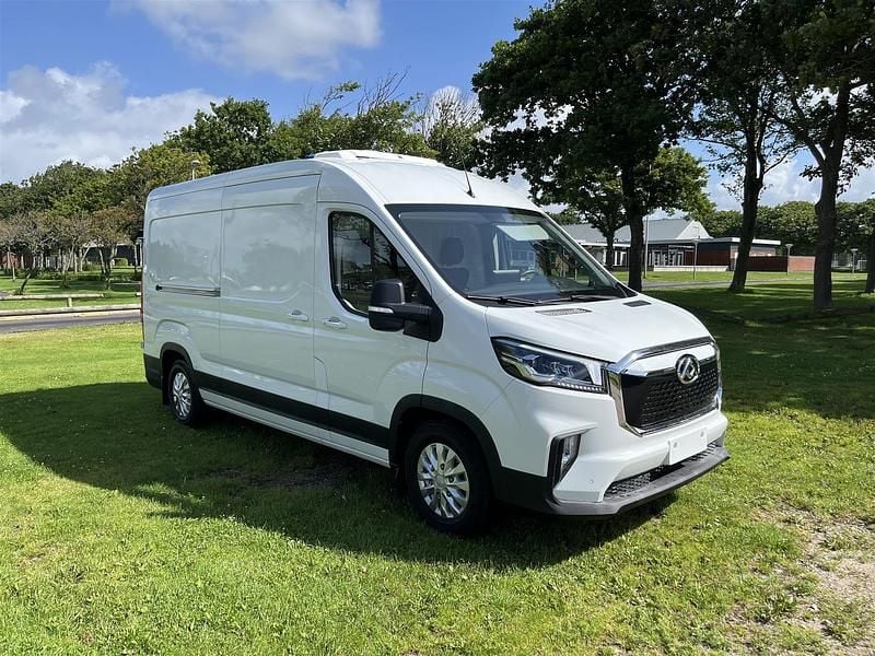 Hvid Ny 2025 Maxus eDeliver 9 Van | 498.885 kr. - Billede 1/4