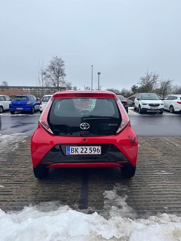 Brugt Toyota Aygo 69 HK (50 kW) 2015 Hatchback