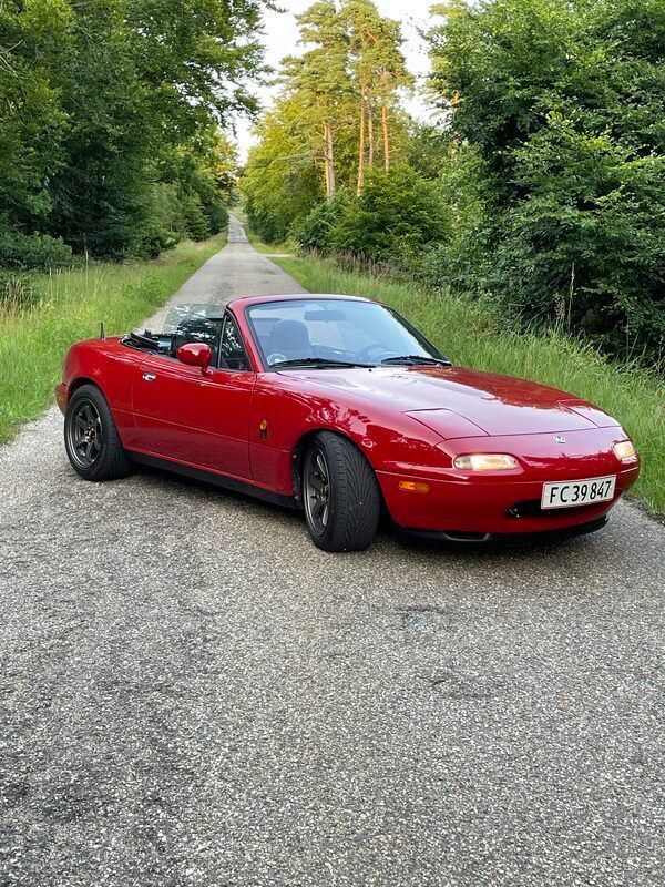 Brugt Mazda MX5 116 HK (85 kW) 1992 Rød Cabriolet