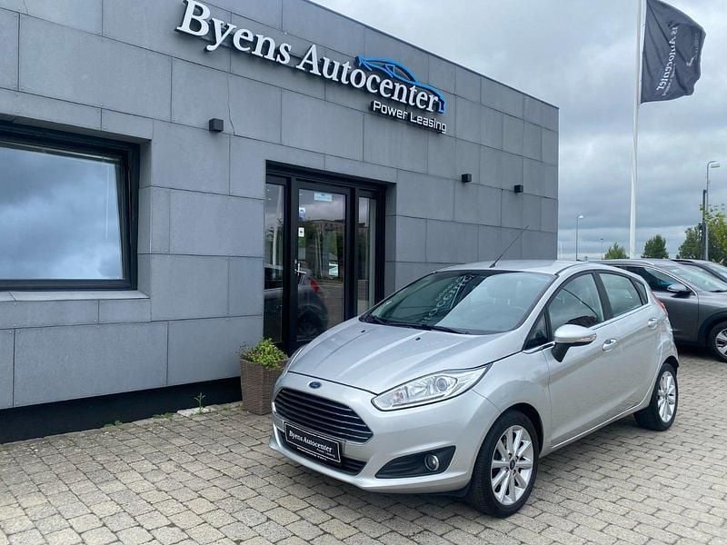 Sølvmetal Brugt 2017 Ford Fiesta Hatchback | 69.900 kr. (Fair pris) - Billede 1/4