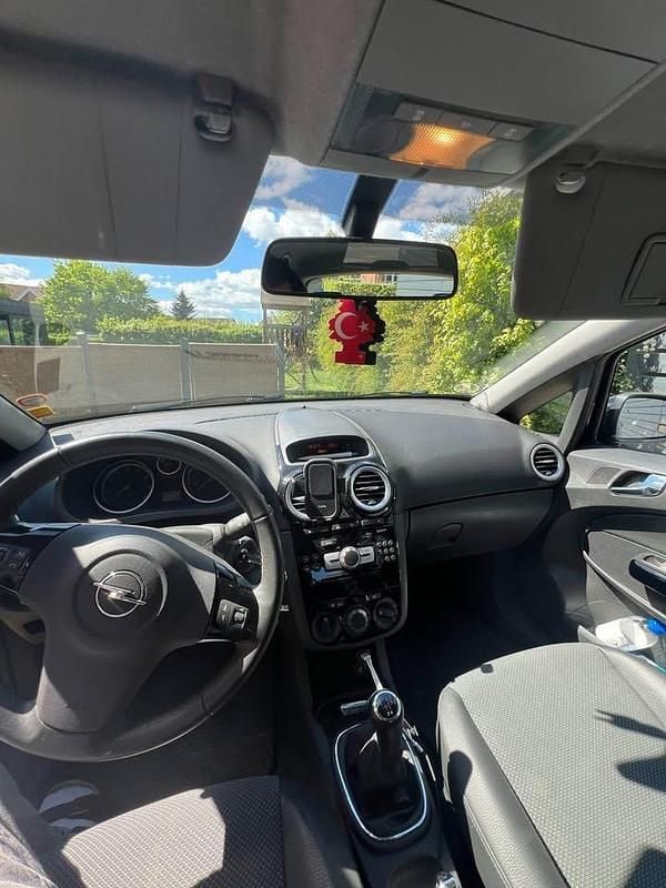 Brugt Opel Corsa 86 HK (63 kW) 2010 Hatchback