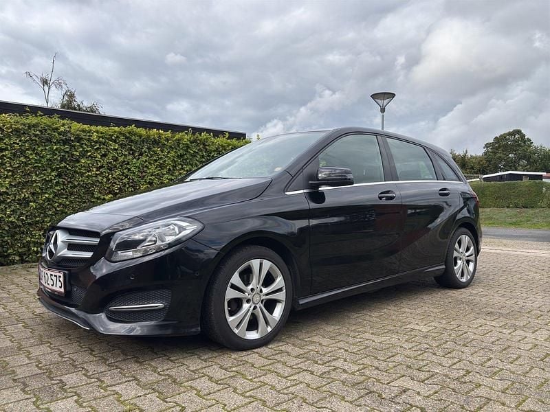 Sortmetal Brugt 2016 Mercedes B180 MPV | 89.900 kr. (God pris) - Billede 1/4