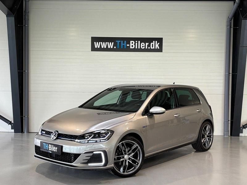 Brugt 2020 VW Golf VII GTE Hatchback | 209.700 kr. (Fair pris) - Billede 1/4