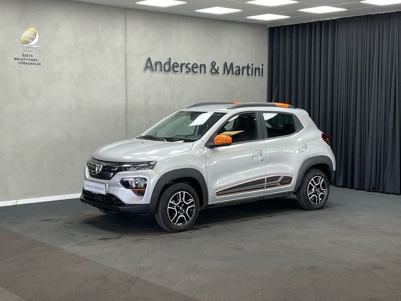 Gråmetal Brugt 2022 Dacia Spring Comfort Plus Hatchback | 89.900 kr. (Lidt for dyr) - Billede 1/4