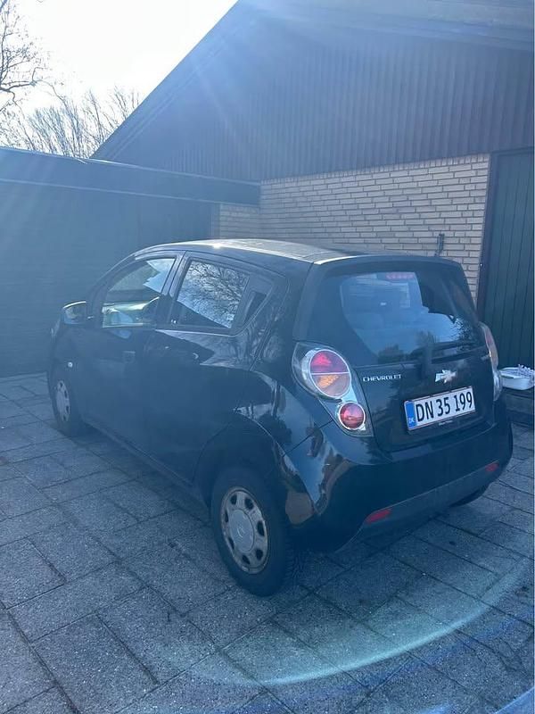 Brugt Chevrolet Spark 68 HK (50 kW) 2013 Sort Hatchback