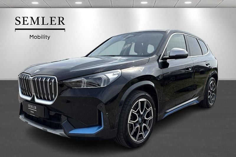 Sortmetal Brugt 2023 BMW iX1 xLine SUV | 294.900 kr. (Super pris) - Billede 1/4