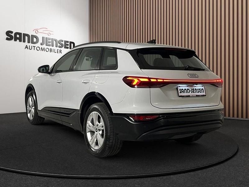 Brugt Audi e-tron Performance 225 kW (306 HK) 2024 Hvidmetal SUV