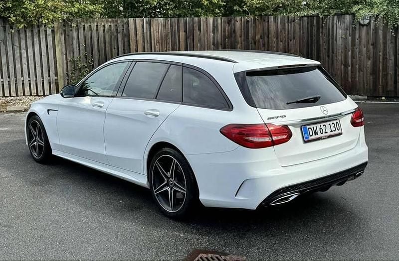 Hvid Brugt 2018 Mercedes C200 AMG line Stationcar | 180.000 kr. (Super pris) - Billede 1/4